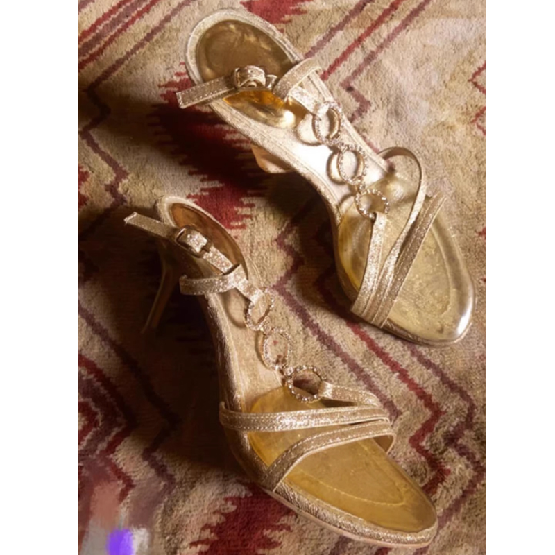Gouden sandalen met riempjes,  - Sandal Strappy Heeled recensie en prijs